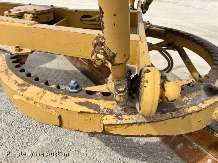 image for item LC9172 Caterpillar  112 rigid frame motor grader