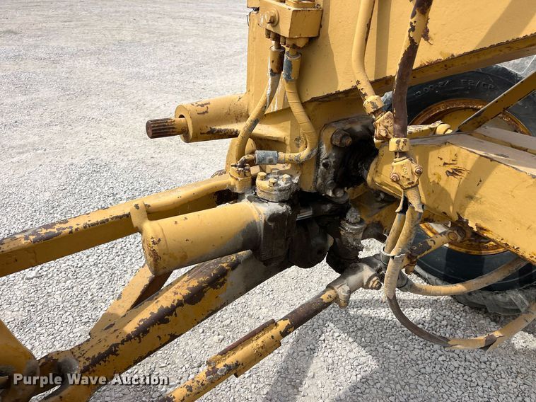 image for item LC9172 Caterpillar  112 rigid frame motor grader