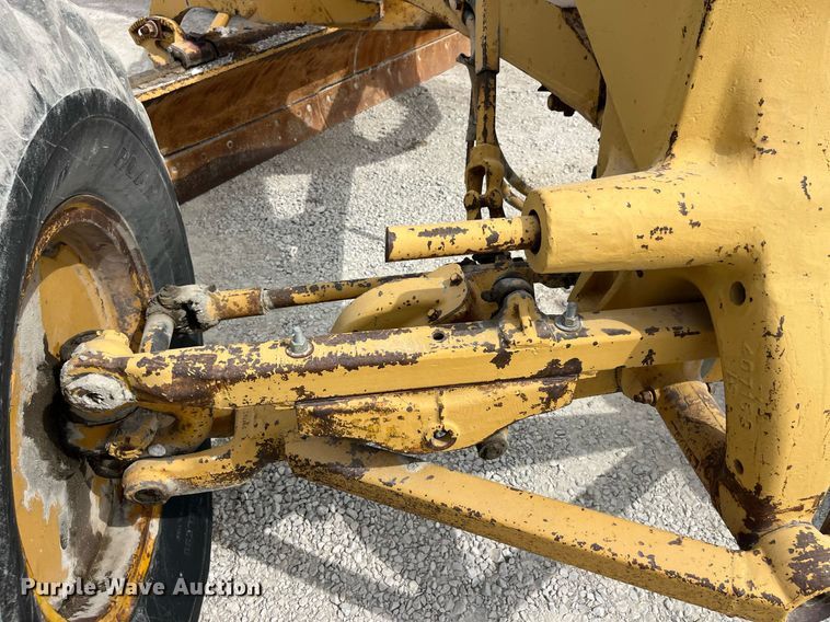 image for item LC9172 Caterpillar  112 rigid frame motor grader
