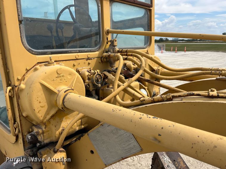 image for item LC9172 Caterpillar  112 rigid frame motor grader