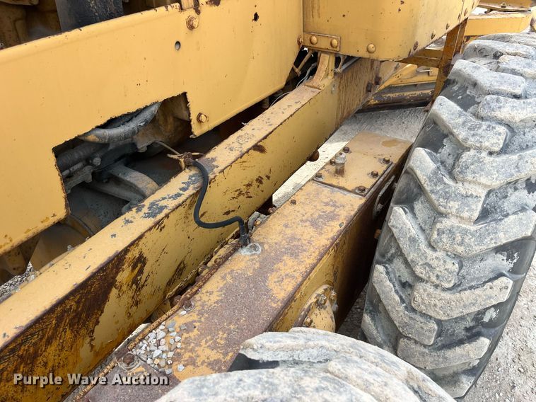 image for item LC9172 Caterpillar  112 rigid frame motor grader
