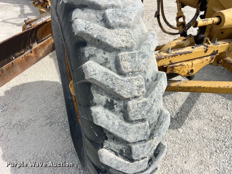 image for item LC9172 Caterpillar  112 rigid frame motor grader