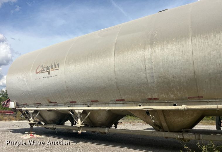 image for item LC9183 Butler tank trailer