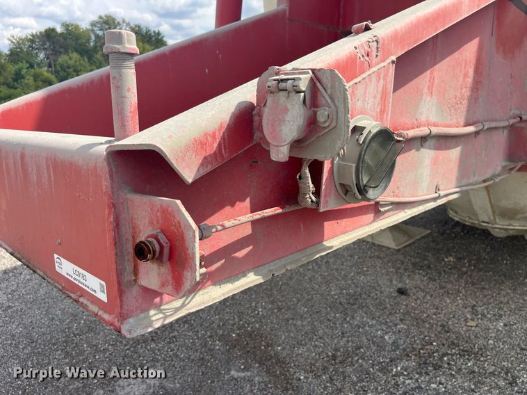 image for item LC9183 Butler tank trailer