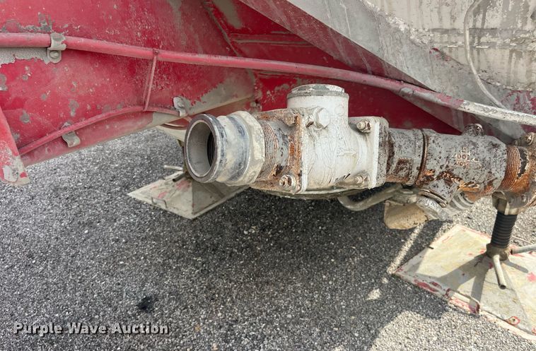 image for item LC9183 Butler tank trailer