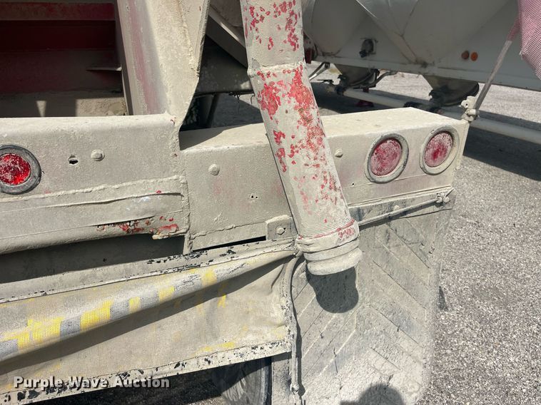 image for item LC9183 Butler tank trailer