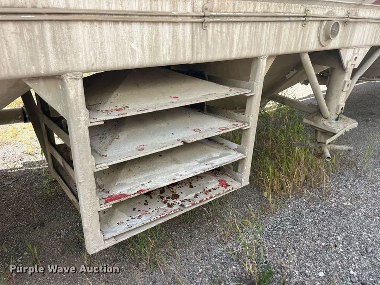 image for item LC9183 Butler tank trailer