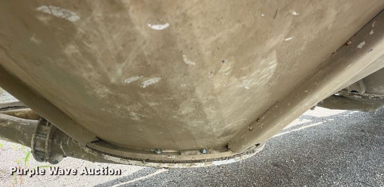 image for item LC9183 Butler tank trailer