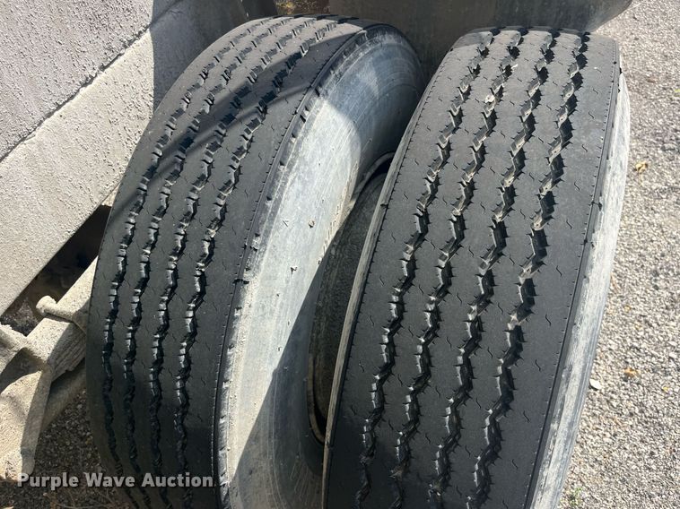 image for item LC9183 Butler tank trailer