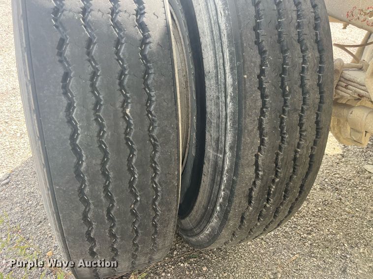 image for item LC9183 Butler tank trailer