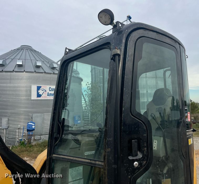 image for item LC9222 2006 Caterpillar  304C CR mini excavator