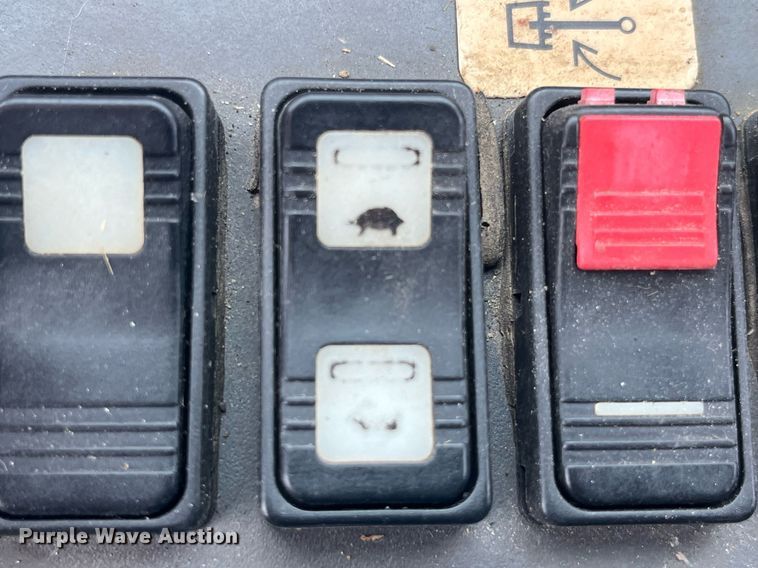 image for item LC9222 2006 Caterpillar  304C CR mini excavator