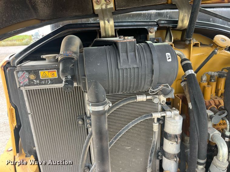 image for item LC9222 2006 Caterpillar  304C CR mini excavator