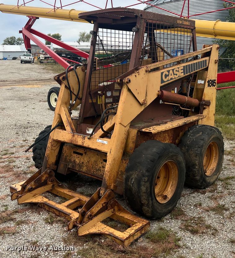 image for item LC9224 CASE 1845 skid steer loader