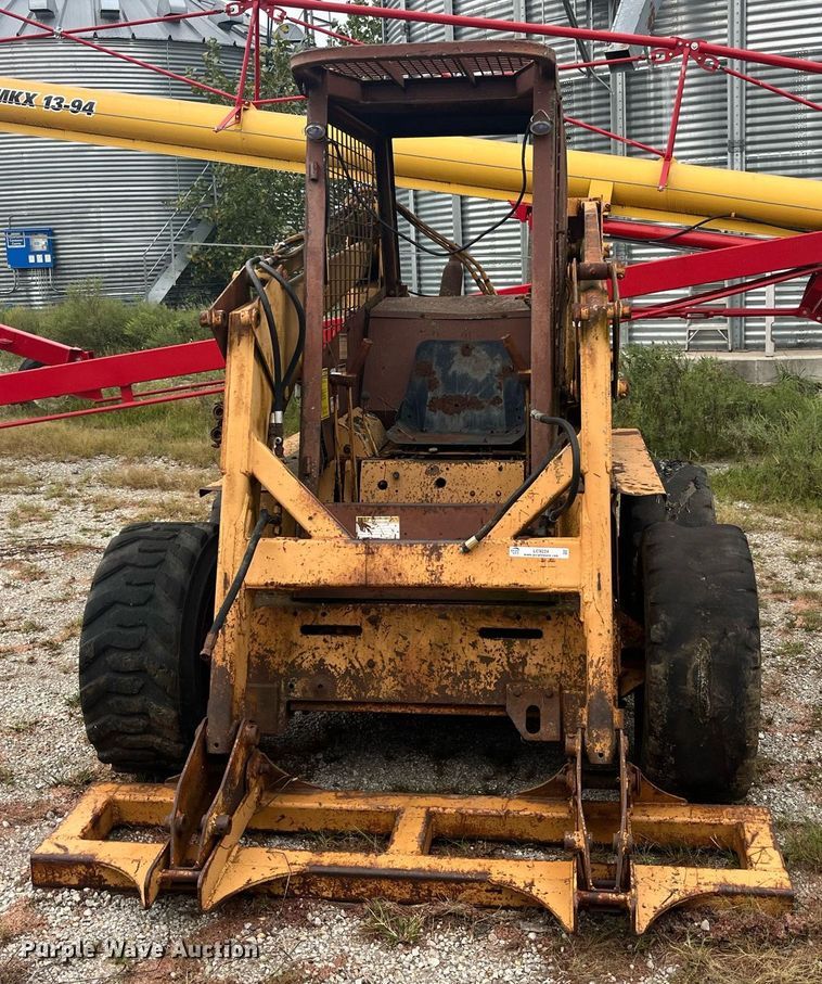 image for item LC9224 CASE 1845 skid steer loader