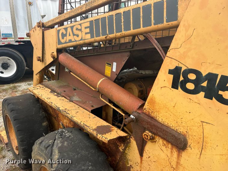 image for item LC9224 CASE 1845 skid steer loader