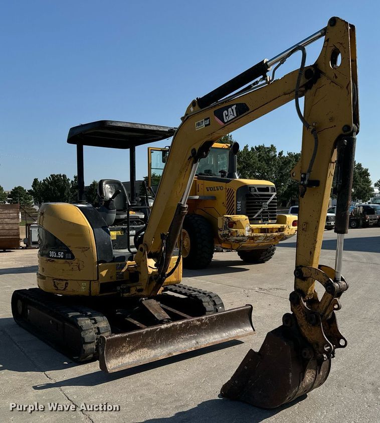 image for item MV9108 2010 Caterpillar  303.5C CR mini excavator
