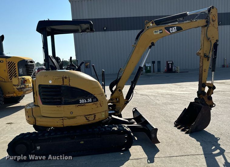 image for item MV9108 2010 Caterpillar  303.5C CR mini excavator