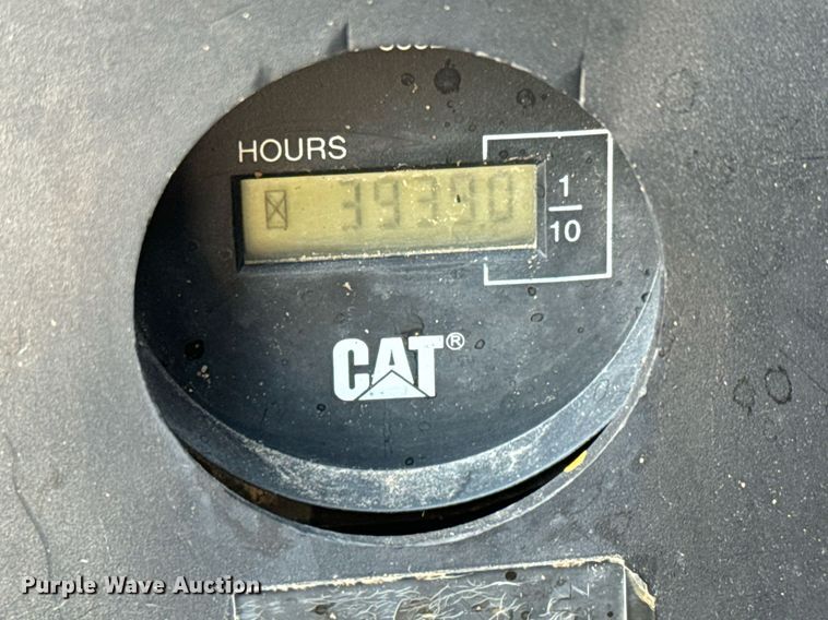 image for item MV9108 2010 Caterpillar  303.5C CR mini excavator