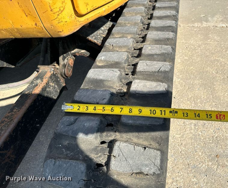 image for item MV9108 2010 Caterpillar  303.5C CR mini excavator