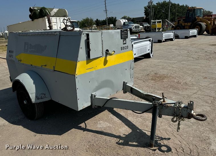 image for item MV9109 1997 CompAir LeRoi Q185DJE air compressor