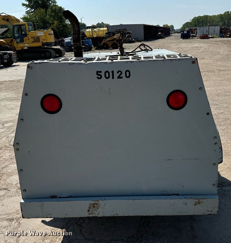 image for item MV9109 1997 CompAir LeRoi Q185DJE air compressor