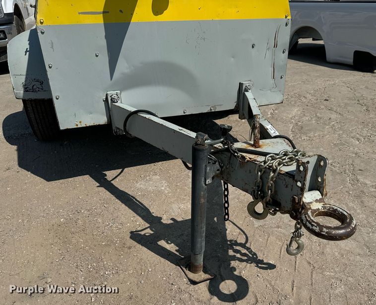 image for item MV9109 1997 CompAir LeRoi Q185DJE air compressor