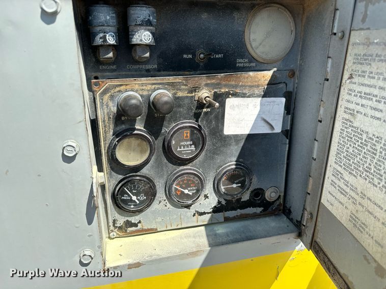 image for item MV9109 1997 CompAir LeRoi Q185DJE air compressor