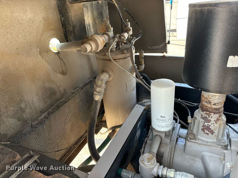 image for item MV9109 1997 CompAir LeRoi Q185DJE air compressor