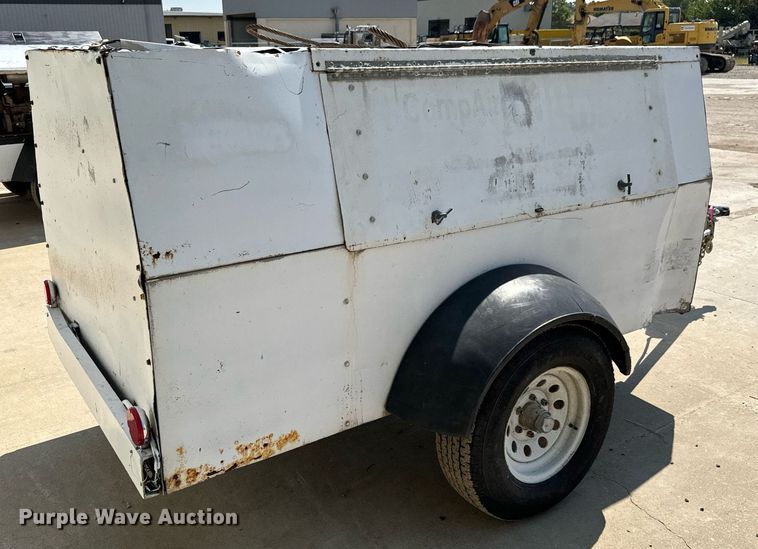 image for item MV9117 2002 CompAir Q375DC-E air compressor