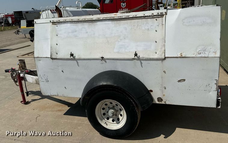 image for item MV9117 2002 CompAir Q375DC-E air compressor