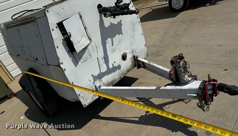 image for item MV9117 2002 CompAir Q375DC-E air compressor