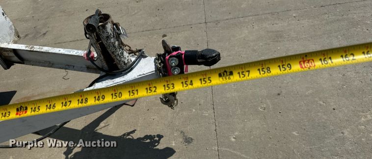 image for item MV9117 2002 CompAir Q375DC-E air compressor