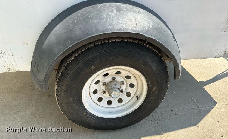 image for item MV9117 2002 CompAir Q375DC-E air compressor