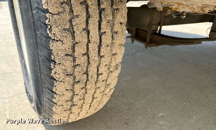 image for item MV9117 2002 CompAir Q375DC-E air compressor