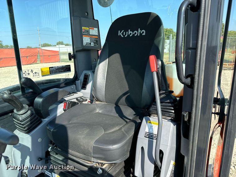 image for item MV9158 2020 Kubota  KX040-4 mini excavator