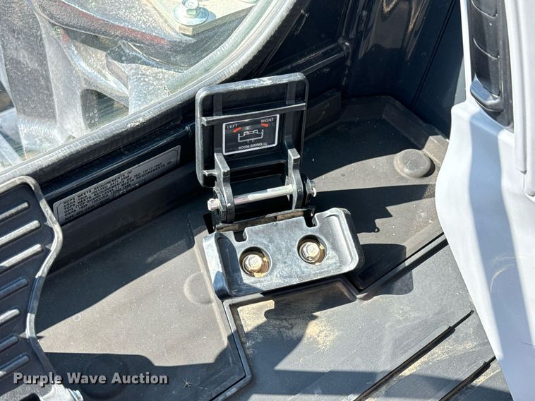 image for item MV9158 2020 Kubota  KX040-4 mini excavator