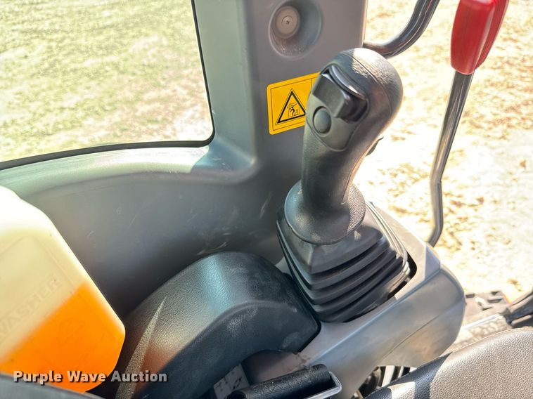 image for item MV9158 2020 Kubota  KX040-4 mini excavator