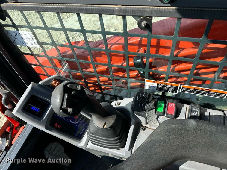 image for item MV9159 2022 Kubota  SVL97-2 tracked skid steer loader