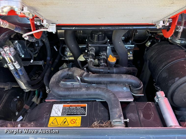 image for item MV9159 2022 Kubota  SVL97-2 tracked skid steer loader