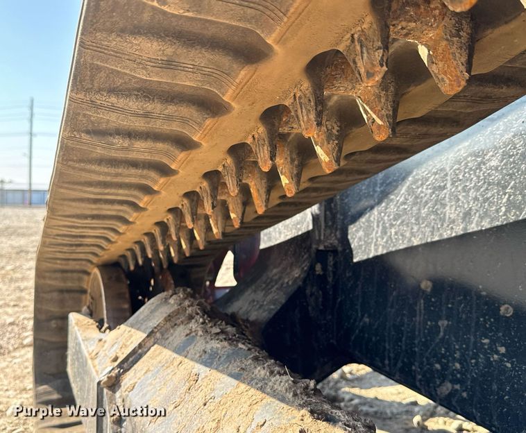 image for item MV9159 2022 Kubota  SVL97-2 tracked skid steer loader