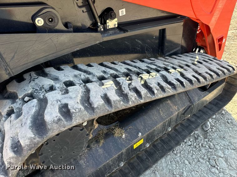 image for item MV9159 2022 Kubota  SVL97-2 tracked skid steer loader