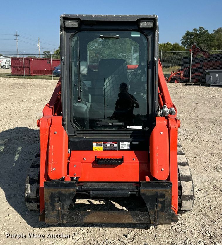 image for item MV9160 2022 Kubota  SVL75-2 tracked skid steer loader