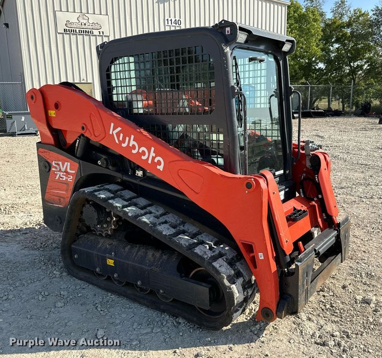 image for item MV9160 2022 Kubota  SVL75-2 tracked skid steer loader
