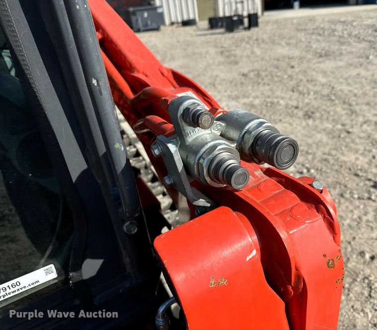 image for item MV9160 2022 Kubota  SVL75-2 tracked skid steer loader