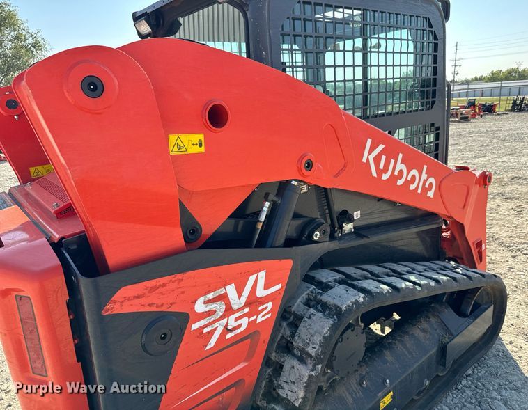 image for item MV9160 2022 Kubota  SVL75-2 tracked skid steer loader