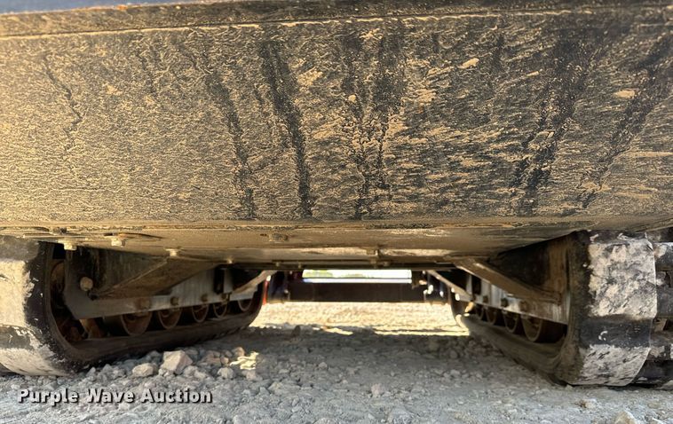 image for item MV9160 2022 Kubota  SVL75-2 tracked skid steer loader