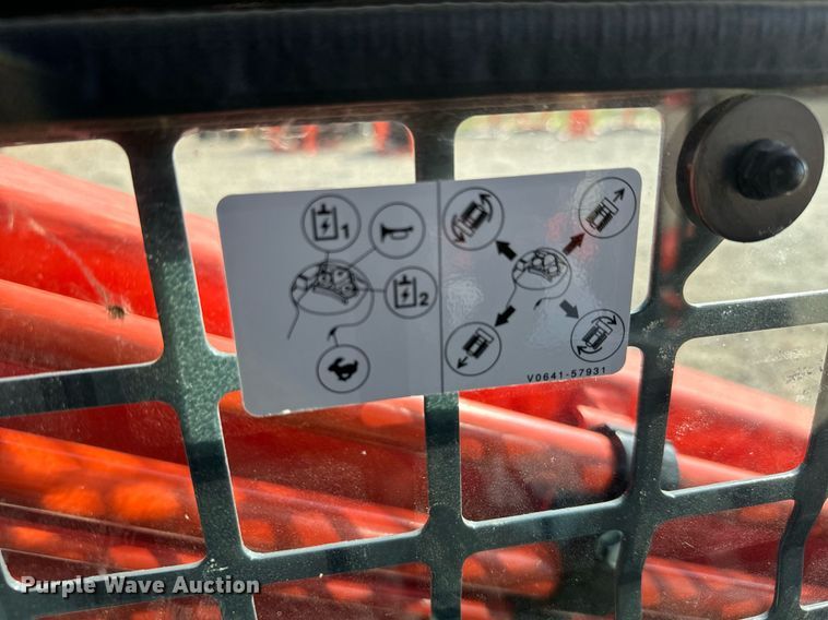 image for item MV9160 2022 Kubota  SVL75-2 tracked skid steer loader