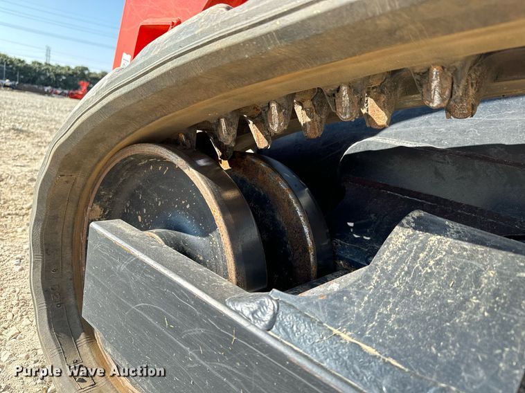 image for item MV9160 2022 Kubota  SVL75-2 tracked skid steer loader