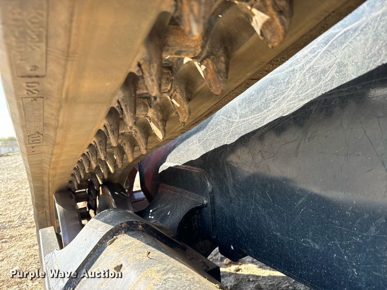 image for item MV9160 2022 Kubota  SVL75-2 tracked skid steer loader